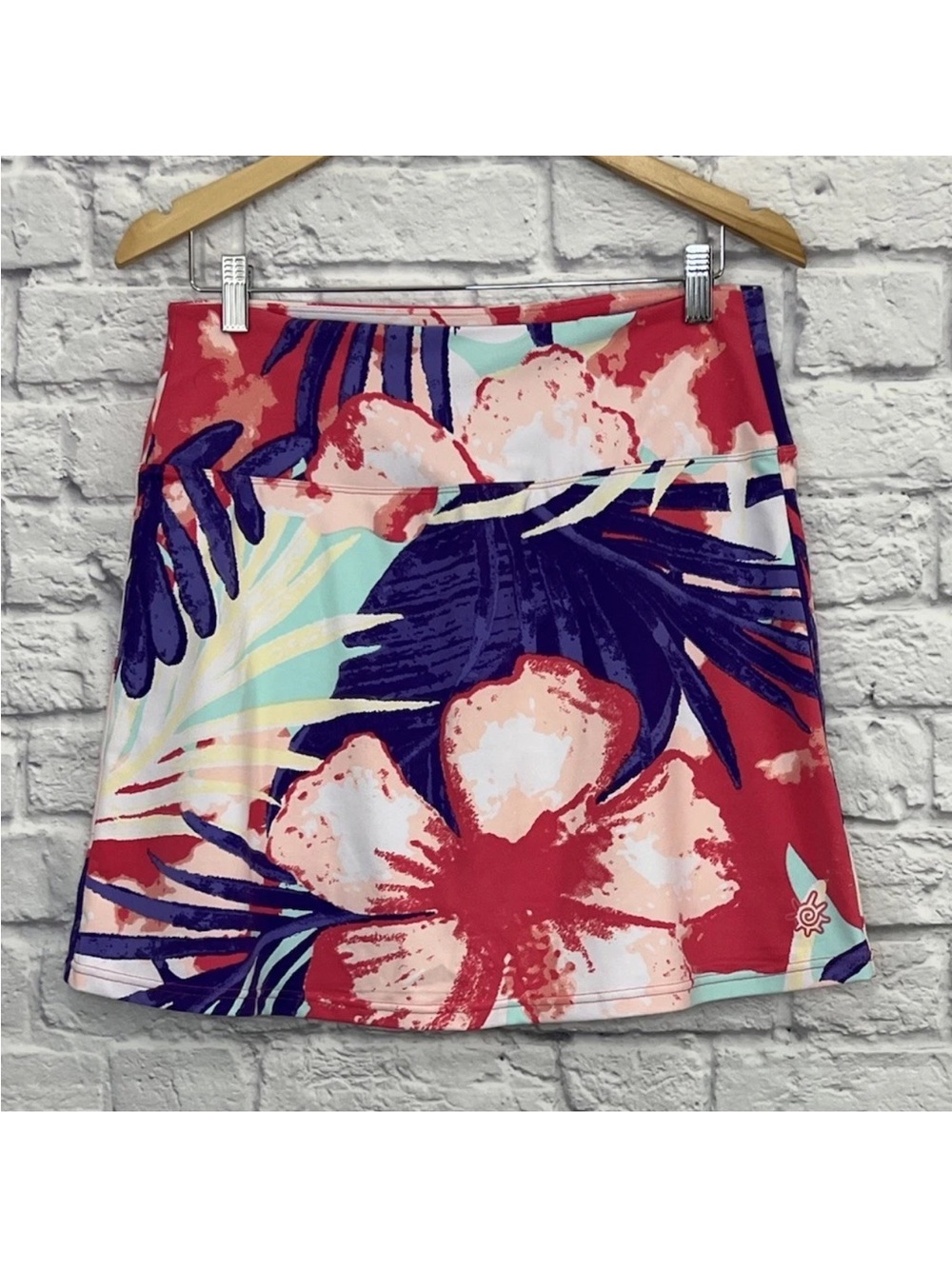 UV SKINZ MULTI COLOR FLORAL PRINT SWIM SKORT SIZE M